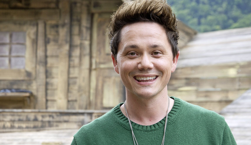 Auf der Walensee-Bühne daheim: Patric Scott ist Komponist, Texter und Darsteller.