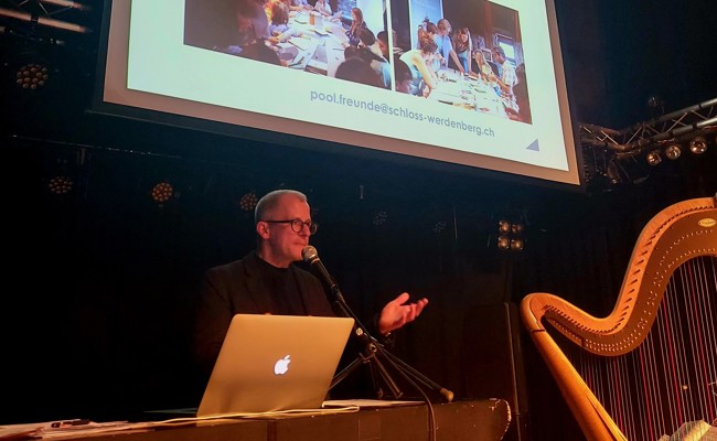 Die Freunde ziehen aufs Schloss