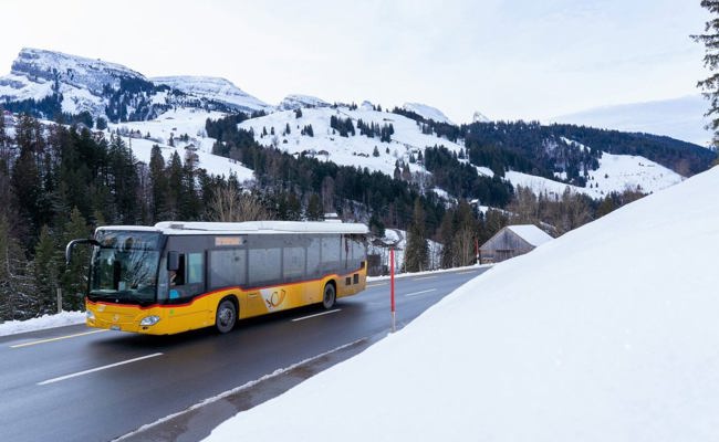 Wegen Bauarbeiten auf Zugstrecke: Postautos fahren in Wildhaus drei Minuten früher ab