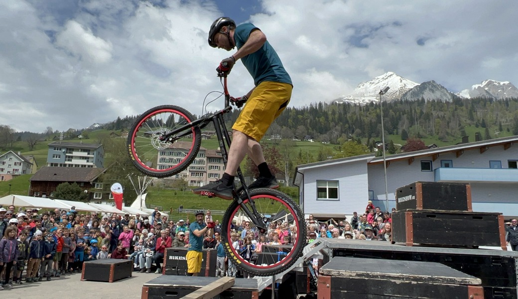 Die Bikeshow der Könner begeisterte das zahlreiche Publikum.