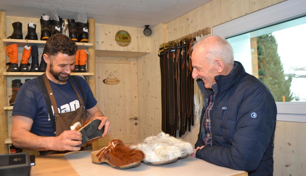 Tierfell trifft auf Pappelholz: Wie Zoggeli made in Toggenburg den Schuhmarkt erobern sollen