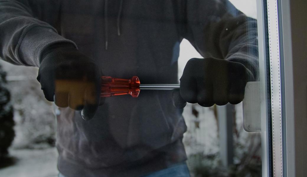 Die Polizei rückte mehrfach zu Einbrüchen aus.