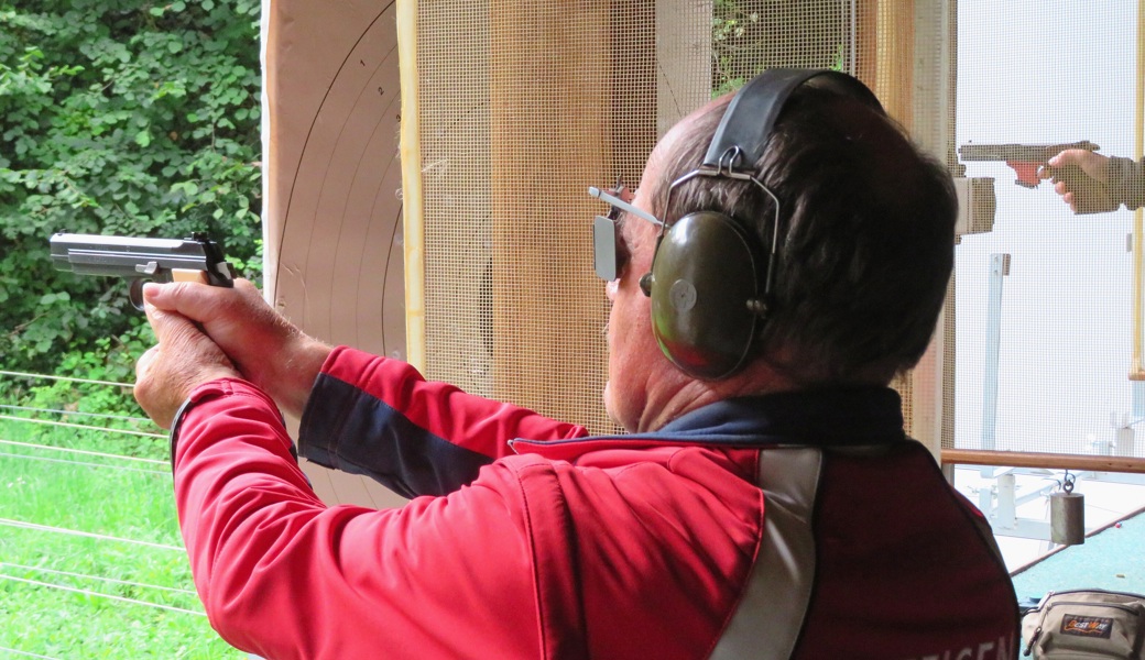 Harter Kampf der Rheintaler und Werdenberger Schützenveteranen Harter Kampf der Rheintaler und Werdenberger Schützenveteranen