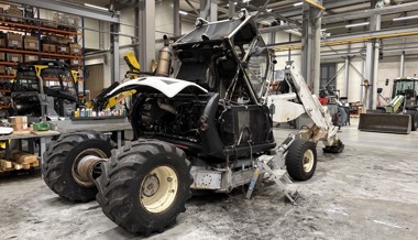 Ein Bagger in Flammen: 100’000 Franken Schaden