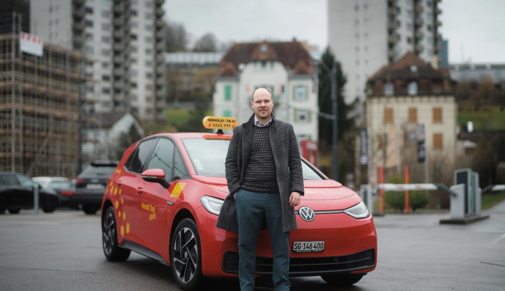 «Ob die KI uns abschafft, weiss aktuell niemand»: Herold Taxi will Schrottplatz der Geschichte umkurven