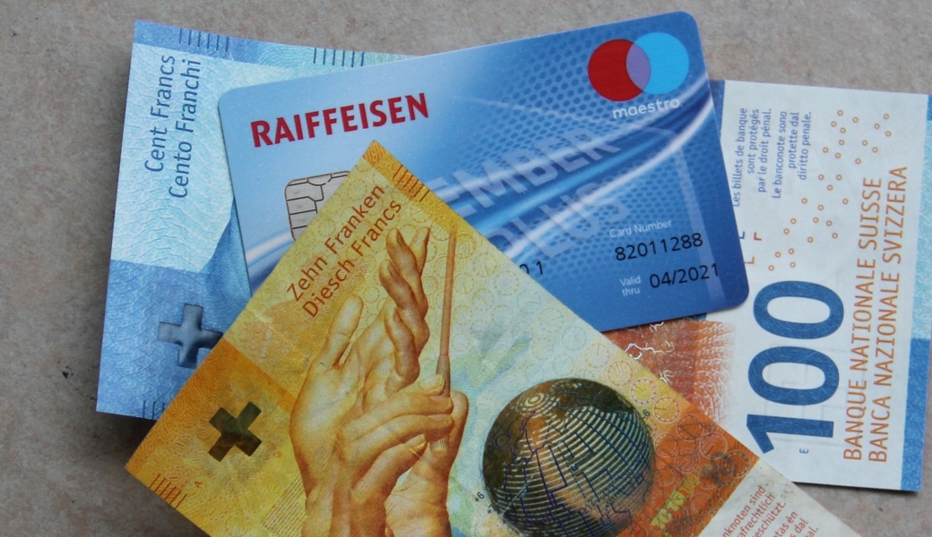 Keine schweizweite Lösung für Bezahlkarten im Asylwesen: St.Galler Initiative scheitert in Bundesbern