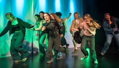 Premiere der Jugendtheatergruppe im Fabriggli: Werden sie doch noch Freundinnen?