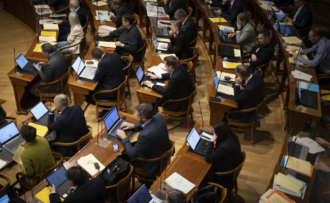 Schöb, Gabathuler, Gähwiler, Berger und Hofmänner lauern