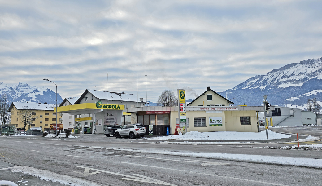 Wohnen über der Tankstelle