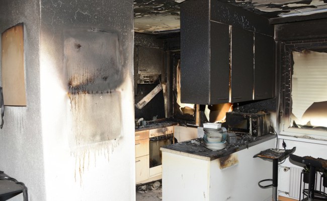 Mehrfamilienhaus nach Brand evakuiert – keine Verletzten