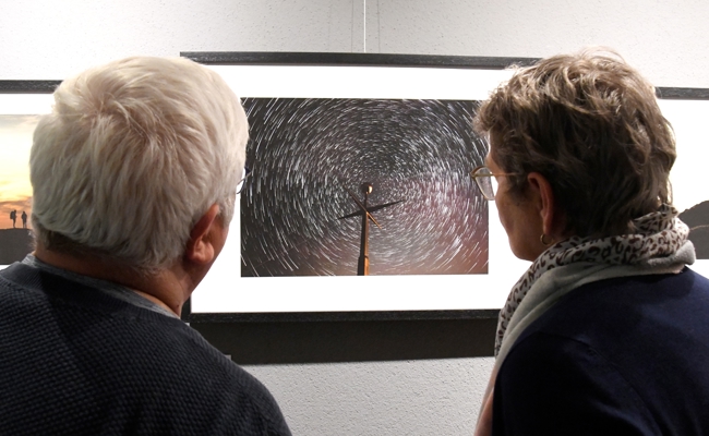 Mit offenen Augen durch die Kameralinsen