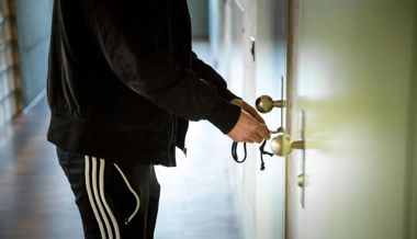 Saxerriet: Kinderpornos bei Häftling im Gefängnis gefunden – Haft verlängert