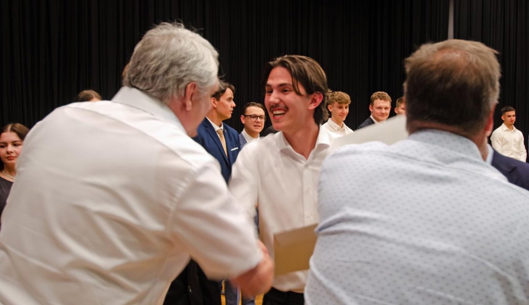 Die Freude stand den Absolventinnen und Absolventen ins Gesicht geschrieben.