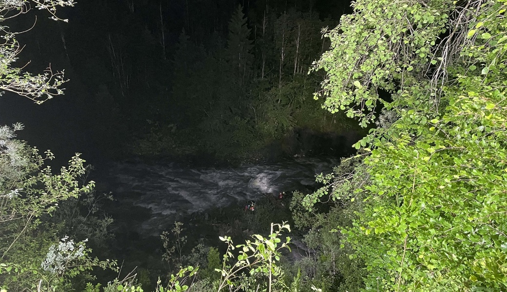 Die Einsatzkräfte konnten die Verunglückte nach einem komplizierten Einsatz nur noch tot bergen.