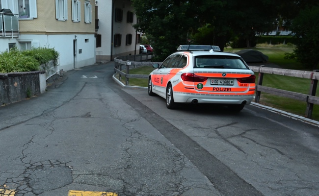 Nach Sturz mit E-Scooter ins Spital geflogen