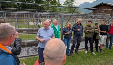 Starke Partner für eine nachhaltige Fischzucht - ohne Fronarbeit wäre nichts möglich