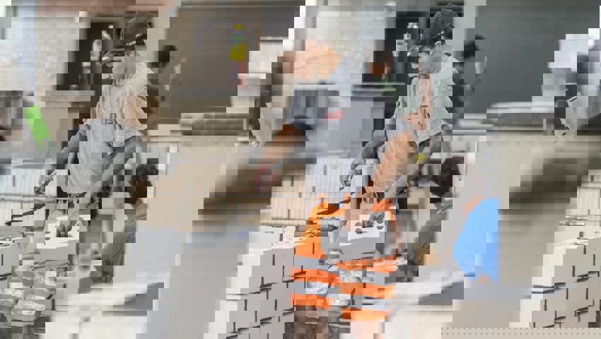  Praktische Berufsbildung hat einen hohen Stellenwert in der Ostschweiz. 