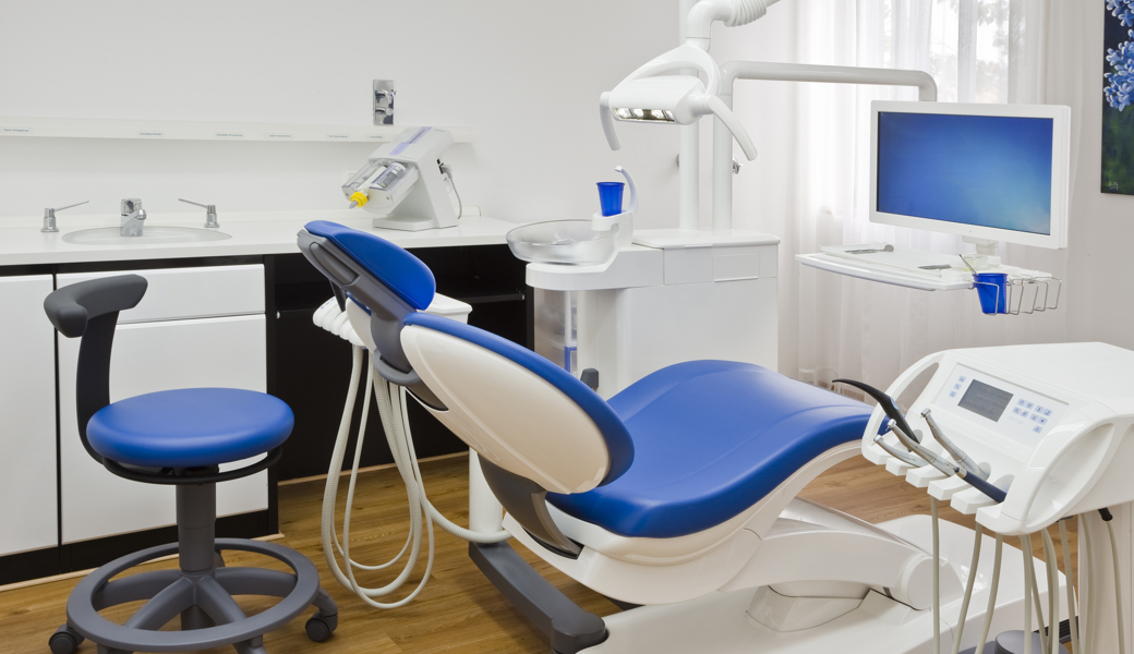 Einbrecher haben es auf Zahnarztzeugs abgesehen