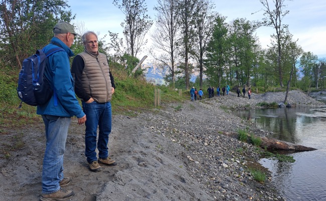 Bei Exkursion Vogelstimmen gehört und Sonnenschein genossen