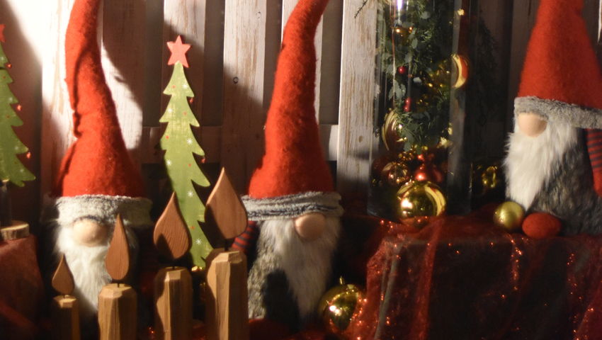 Bei Fenster Nummer sechs gehören die Chläuse natürlich dazu.