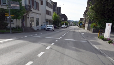 11-jähriges Kind angefahren: Auto fährt davon