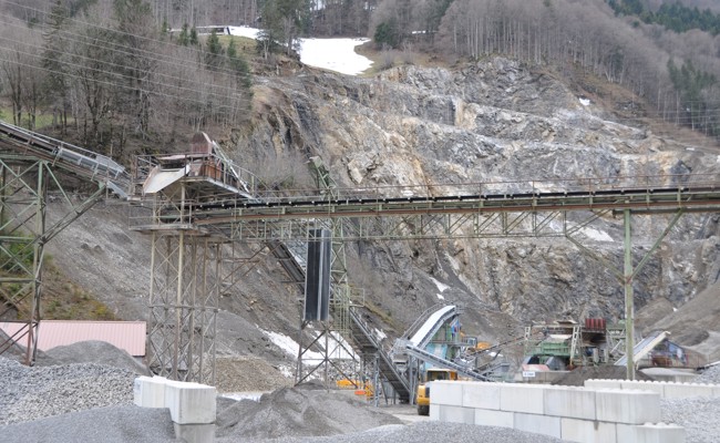 Südostbahn kritisiert geplante Schliessung des Steinbruchs Starkenbach