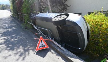 Zwei Verletzte und vier Blechschäden