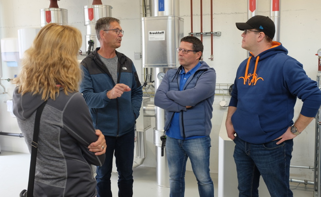 Fernwärme aus Holzschnitzeln: Ortsgemeinde präsentierte neue Heizzentrale