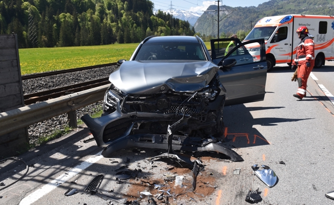 Schwerverletzter nach heftiger Kollision