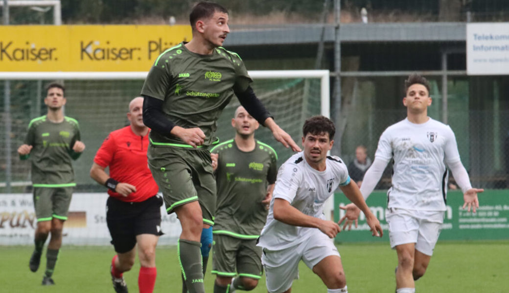  Agan Amzi (am Ball) schoss das 2:0 für Buchs. 