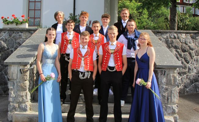 Eine festliche Konfirmation gefeiert