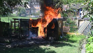 Hühnerstall im Bugg brannte vollständig ab