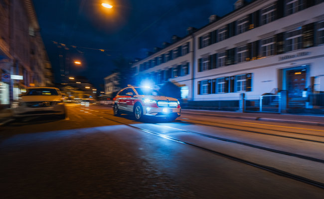 Audi nach Raserei durch Stadt aufgefunden – vom Fahrer fehlt jede Spur