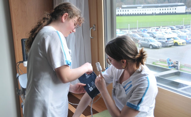 Praxistag für die Oberstufe: Neuer Vorstoss soll Übergang in Lehre erleichtern