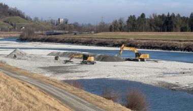 Gezielte Kiesentnahme am Rhein soll vor Hochwasser schützen