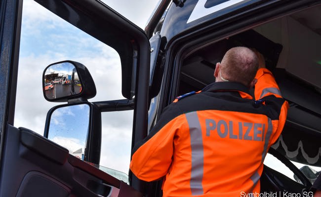 Kantonspolizei schnappt alkoholisierten LKW-Chauffeur