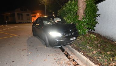 19-Jähriger verlor Kontrolle über Fahrzeug und wurde dabei schwer verletzt