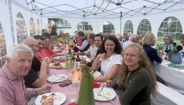 Im Zeichen der Nächstenliebe: Serviceclubs sammeln für Frauenhaus