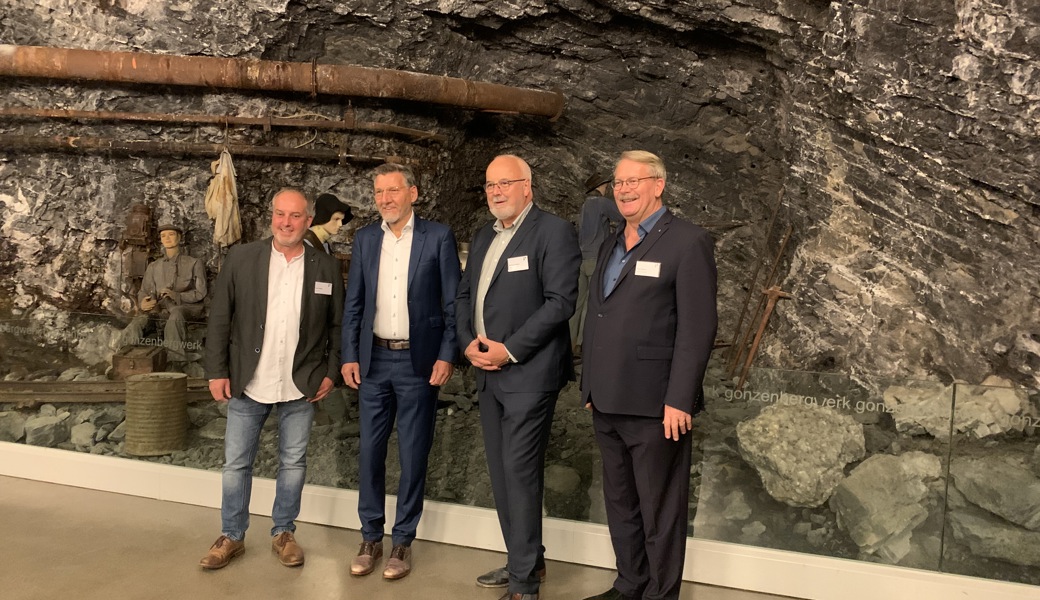  Vier Partner (von links): Die Verbände von Rolf Pfeiffer (Werdenberger Wirtschaftsorganisation), Christoph Gull (RSW), Markus Probst (AGV) und Jürg Stoop (TSW) haben die neue Standortmarketingplattform gemeinsam aufgebaut. 