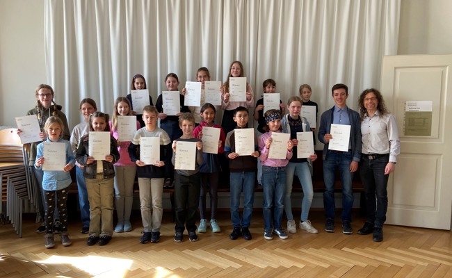 29 Musikschülerinnen und -schüler am Stufentest