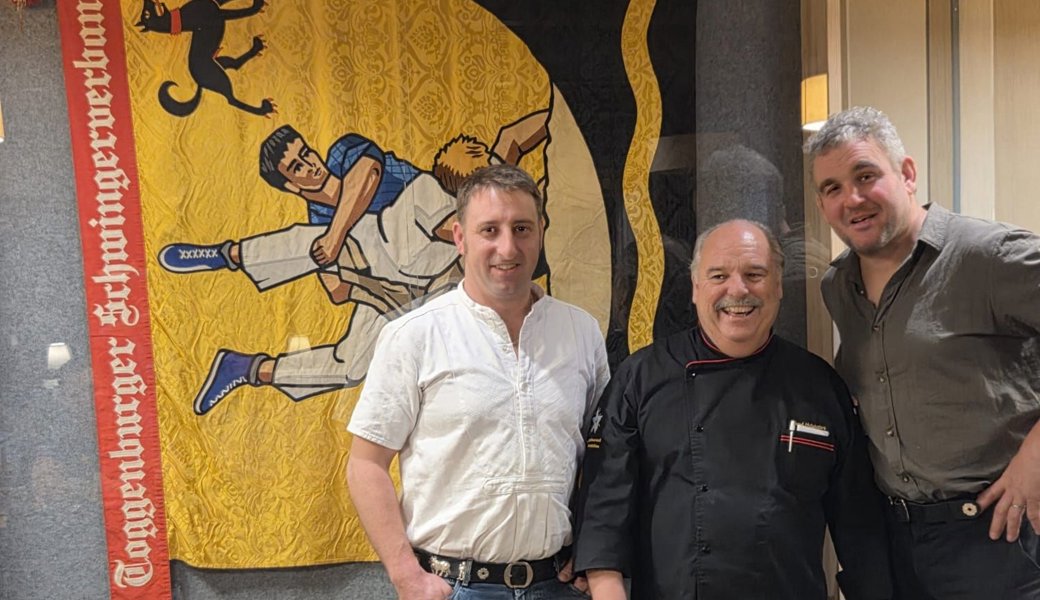 Raus dem Keller: Fahne findet ein neues Zuhause