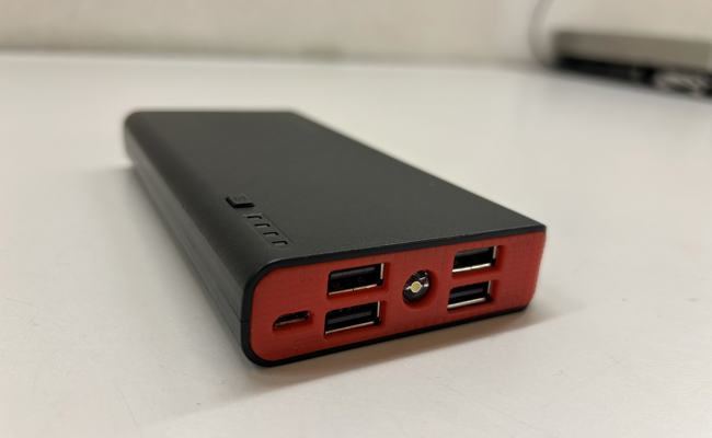 Grenzer stellen Störsender und teure Markenkleidung sicher