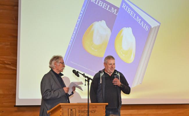 Neues Buch zeigt, wie Ribelmais vom Traditionsgericht zum Kulturgut wurde