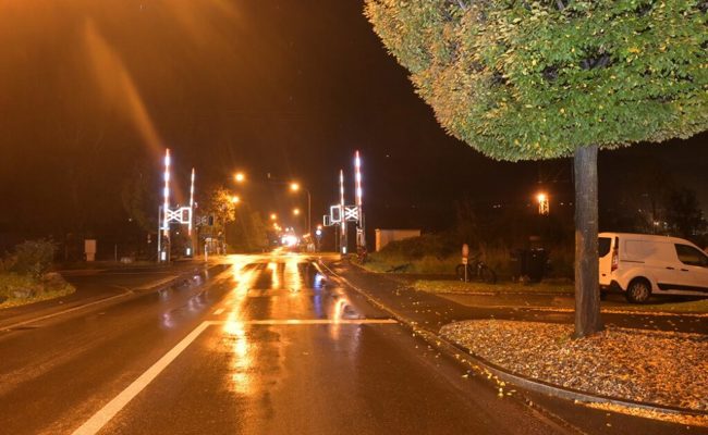 In Nendeln kam es zur Kollision zwischen einem E-Bike und einem Personenwagen