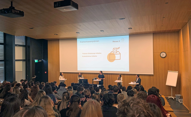 Thema Krankenkasse: Austausch fördert politische Bildung