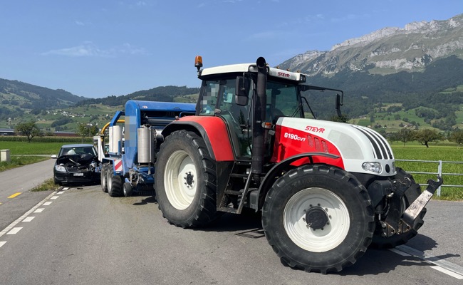 Am Ende blieben beide auf derselben Spur: Auffahrunfall