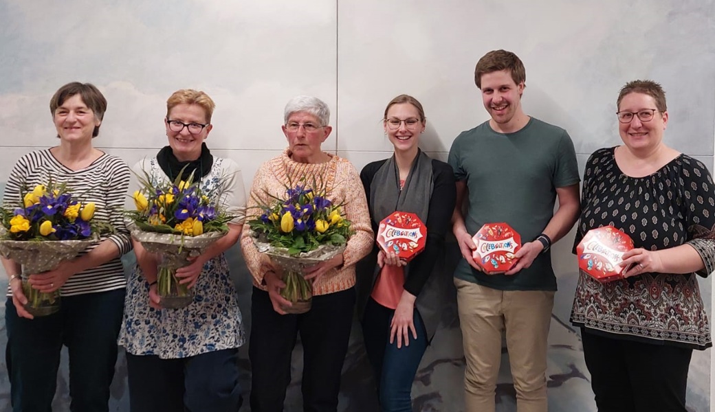 Die an der Hauptversammlung Geehrten, von links: Marlise Lehmann (15 Jahre), Brigitte Schmid (15 Jahre), Hilda Gillmann (40 Jahre), Jasmin Lippuner (10 Jahre), Christoph Kobler (10 Jahre), Bernadette Signer (10 Jahre). 
