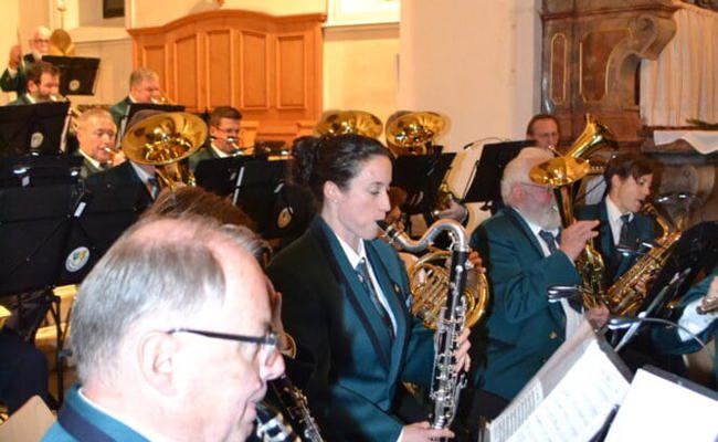 Kirchenkonzert: Überraschung mit Kilt, Dudelsack und schottischem Slide Drum