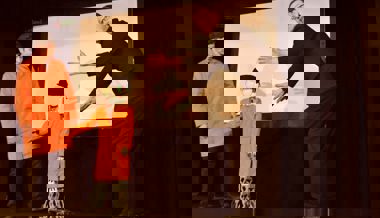 Die Gäste bei Delta Möbel wurden von unzähligen Lapsus-Gags eingedeckt