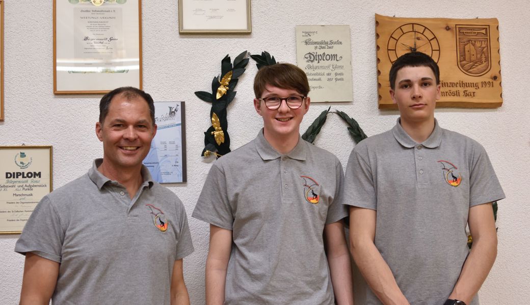 Von links: Präsident Daniel Lenherr und die Neumitglieder Arno Baur und Benno Güntert.